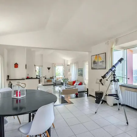 3 Bedroom Gorgeous In Dom wakacyjny *