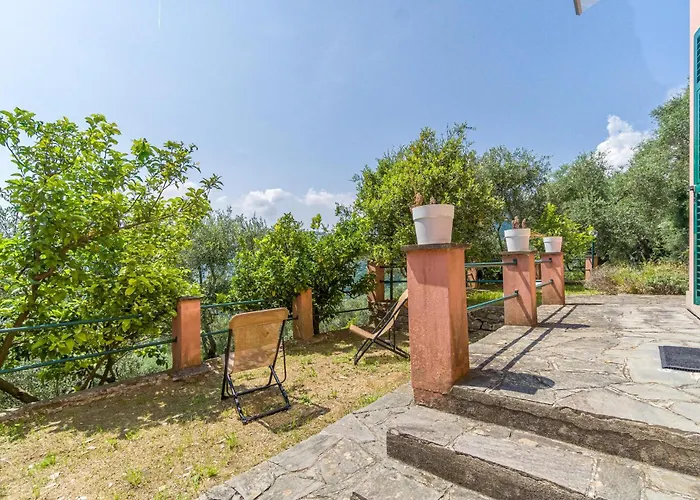 3 Bedroom Beautiful In Vakantiehuis Rapallo