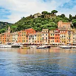 3 Bedroom Gorgeous Home In Rapallo Feriehus *