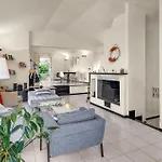 3 Bedroom Gorgeous Home In Rapallo