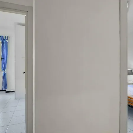 3 Bedroom Beautiful In Будинок відпочинку *