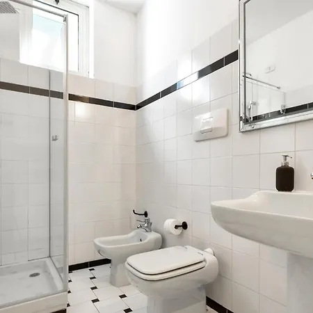 3 Bedroom Beautiful In * Рапалло