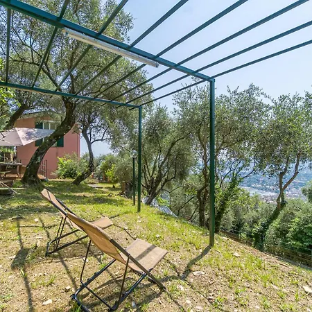 3 Bedroom Beautiful In * Рапалло