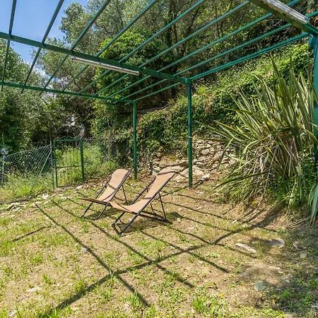 Ferienhaus 3 Bedroom Beautiful In Rapallo