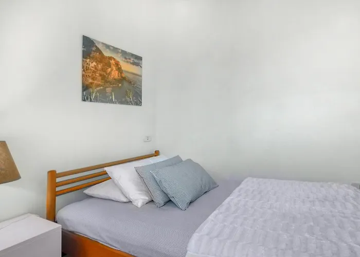 3 Bedroom Beautiful In *