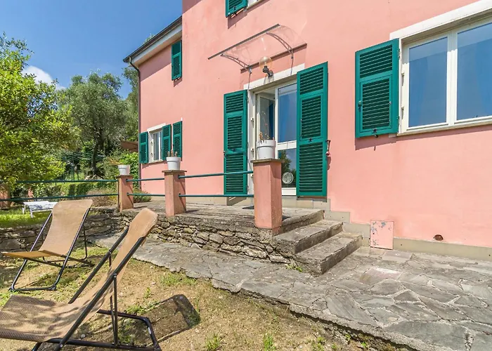 Prázdninový dům 3 Bedroom Beautiful In Rapallo